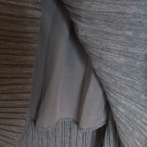 ๐ NWT Monteau Grey Dress Open Shoulder Wrap - Picture 7 of 8